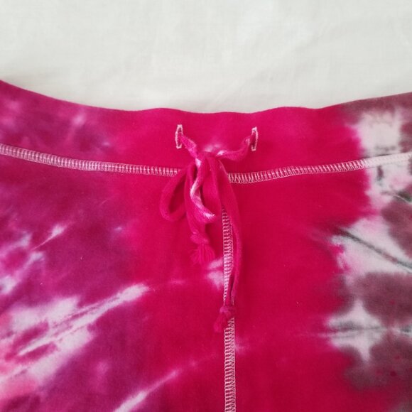 Soft Tie-Dye Skort by Zoey Beth with Drawstring Waist and Lining - Size Small - Picture 4 of 10